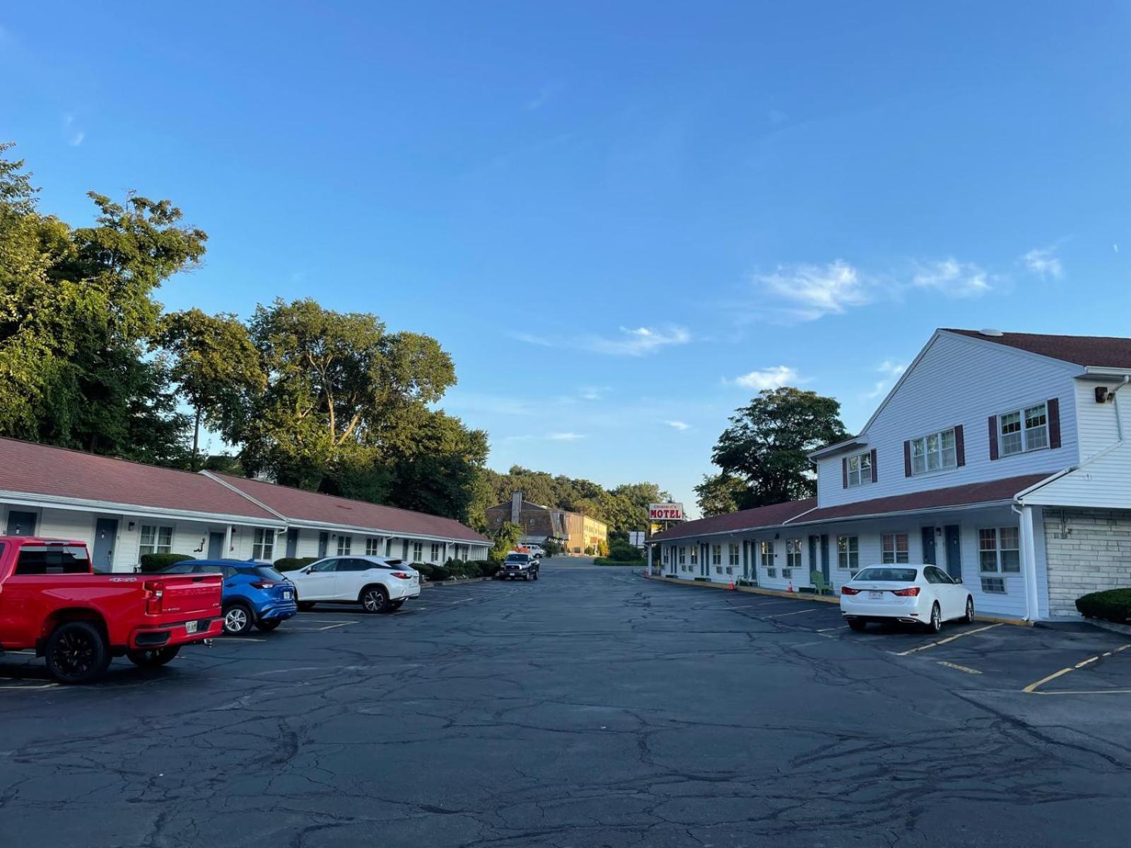 Chisholm'S Motor Inn Соґас Екстер'єр фото