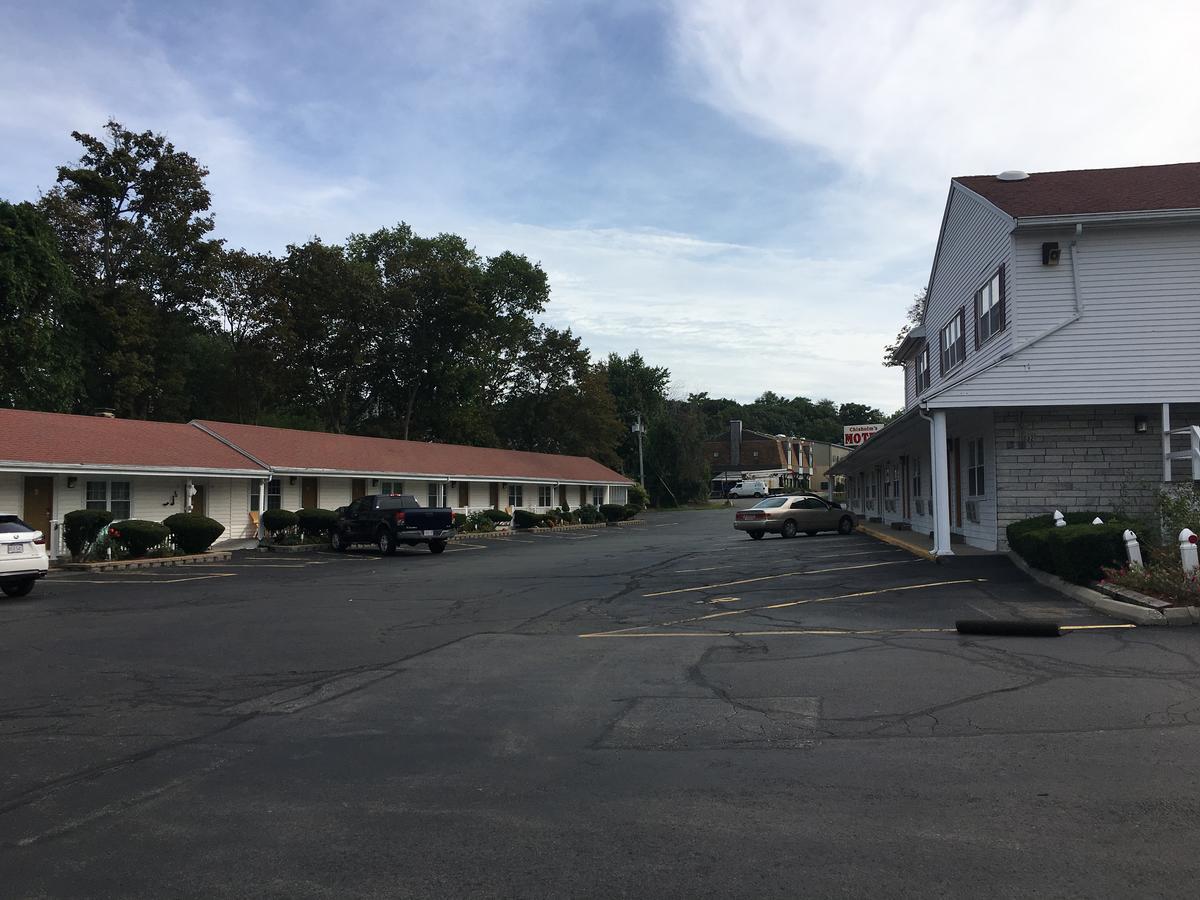 Chisholm'S Motor Inn Соґас Екстер'єр фото